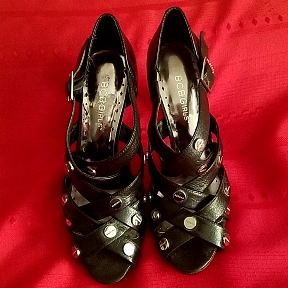 🌟🆕️ BCBGirls "Dimitria" Heels - Picture 4 of 8